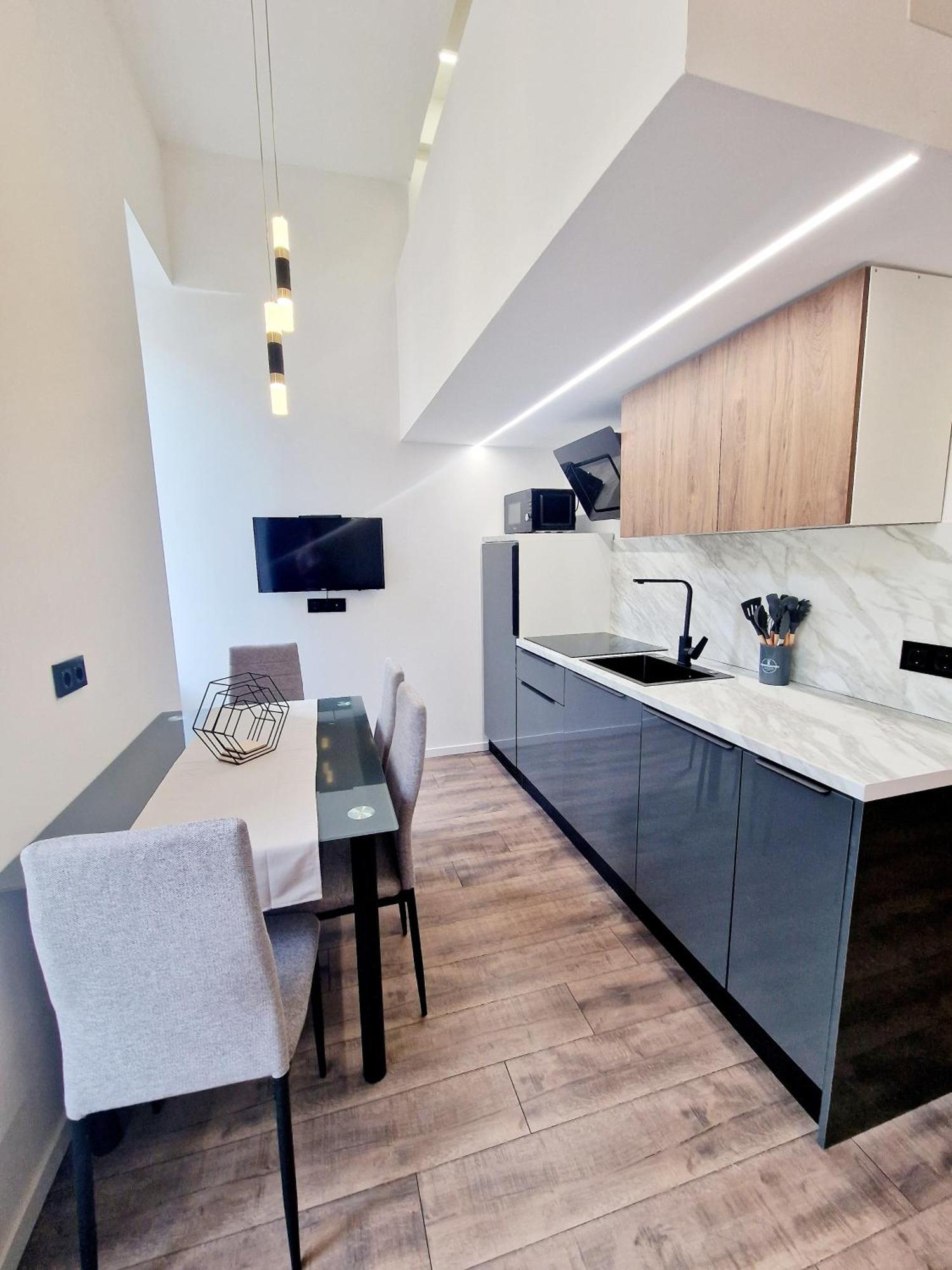 Veneziana Apartments Rijeka Bagian luar foto