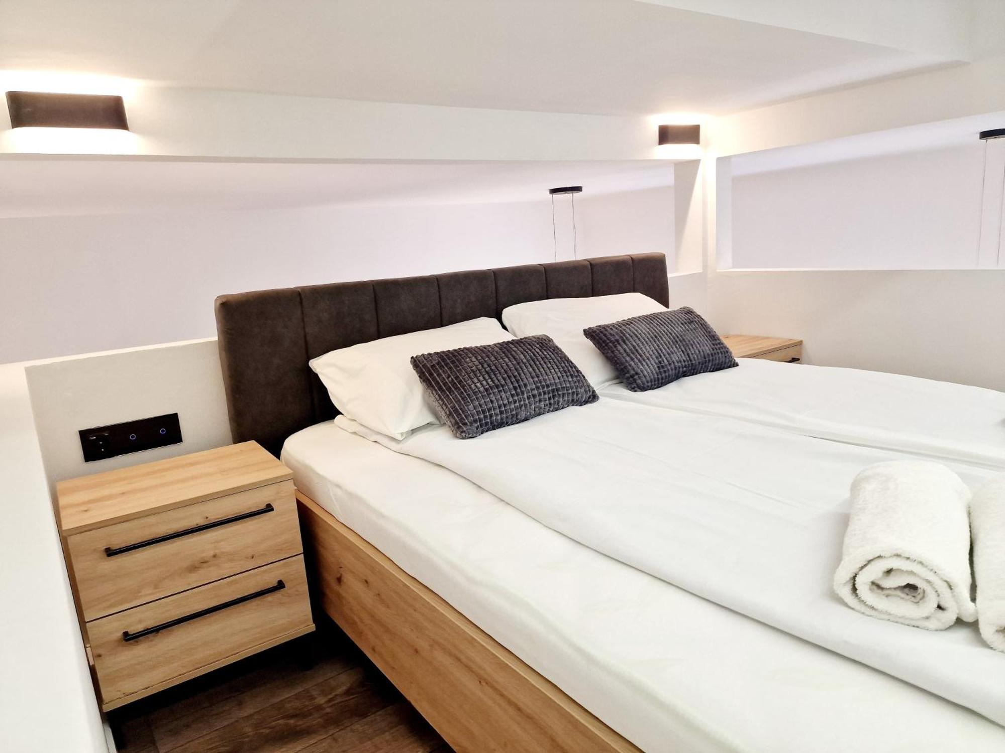 Veneziana Apartments Rijeka Bagian luar foto